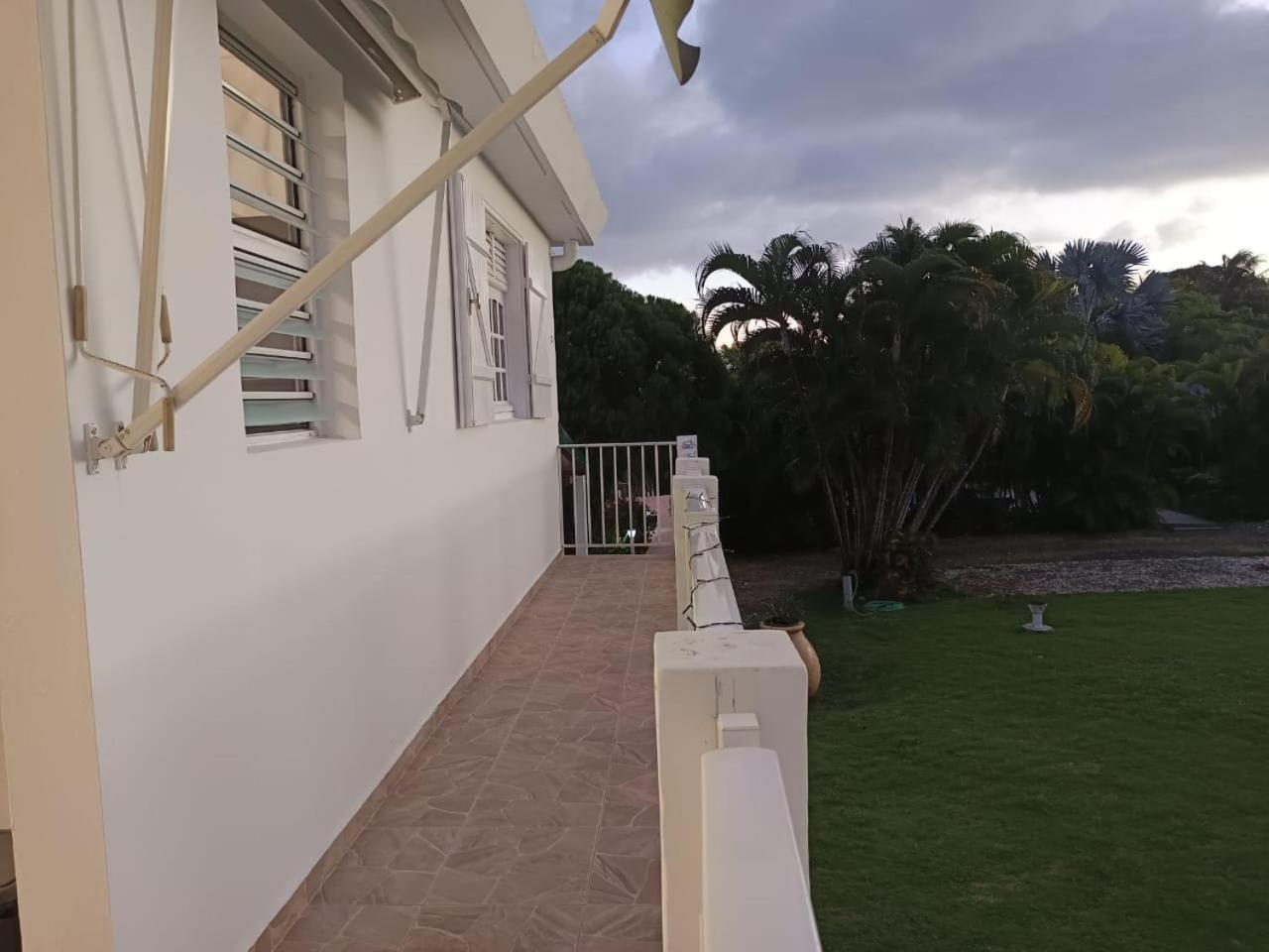 L'Aseta Paradise Grand-Bourg  Buitenkant foto